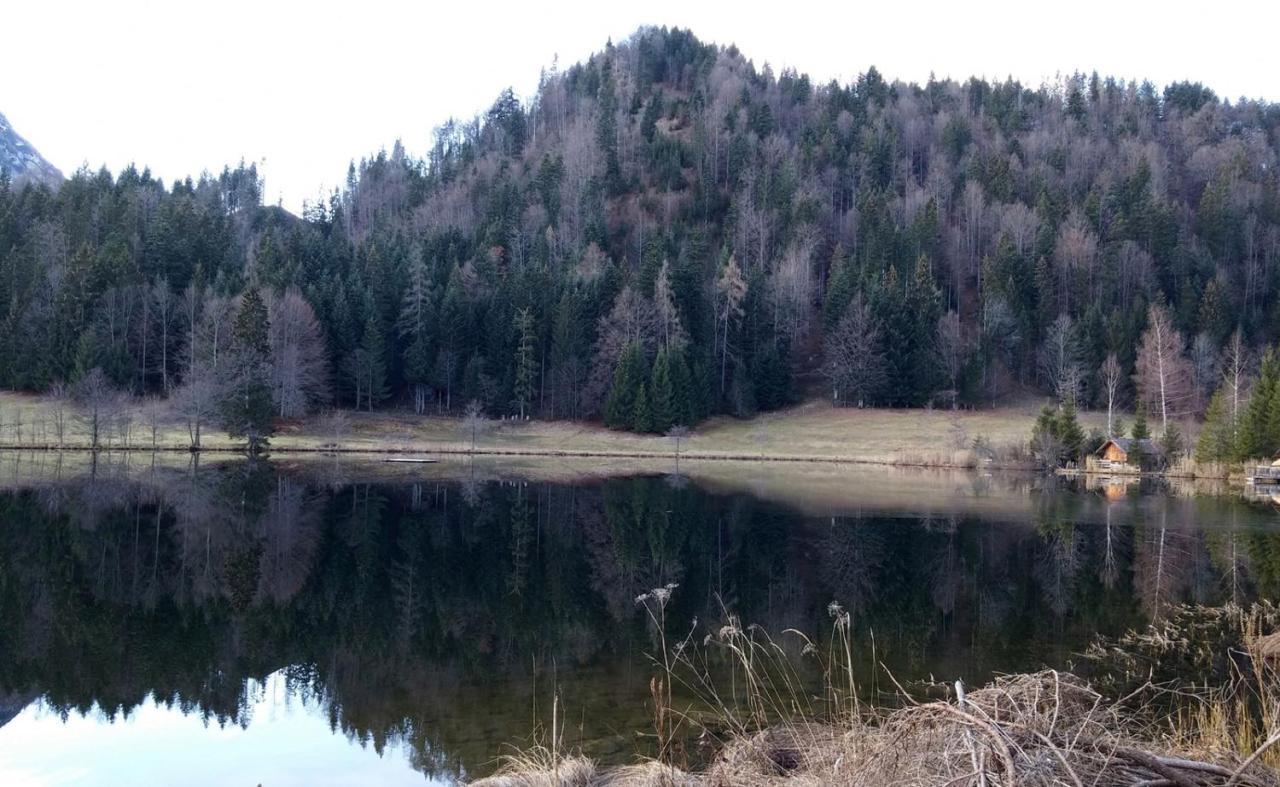 Altes Pfarrhaus Apartment Altaussee Bagian luar foto