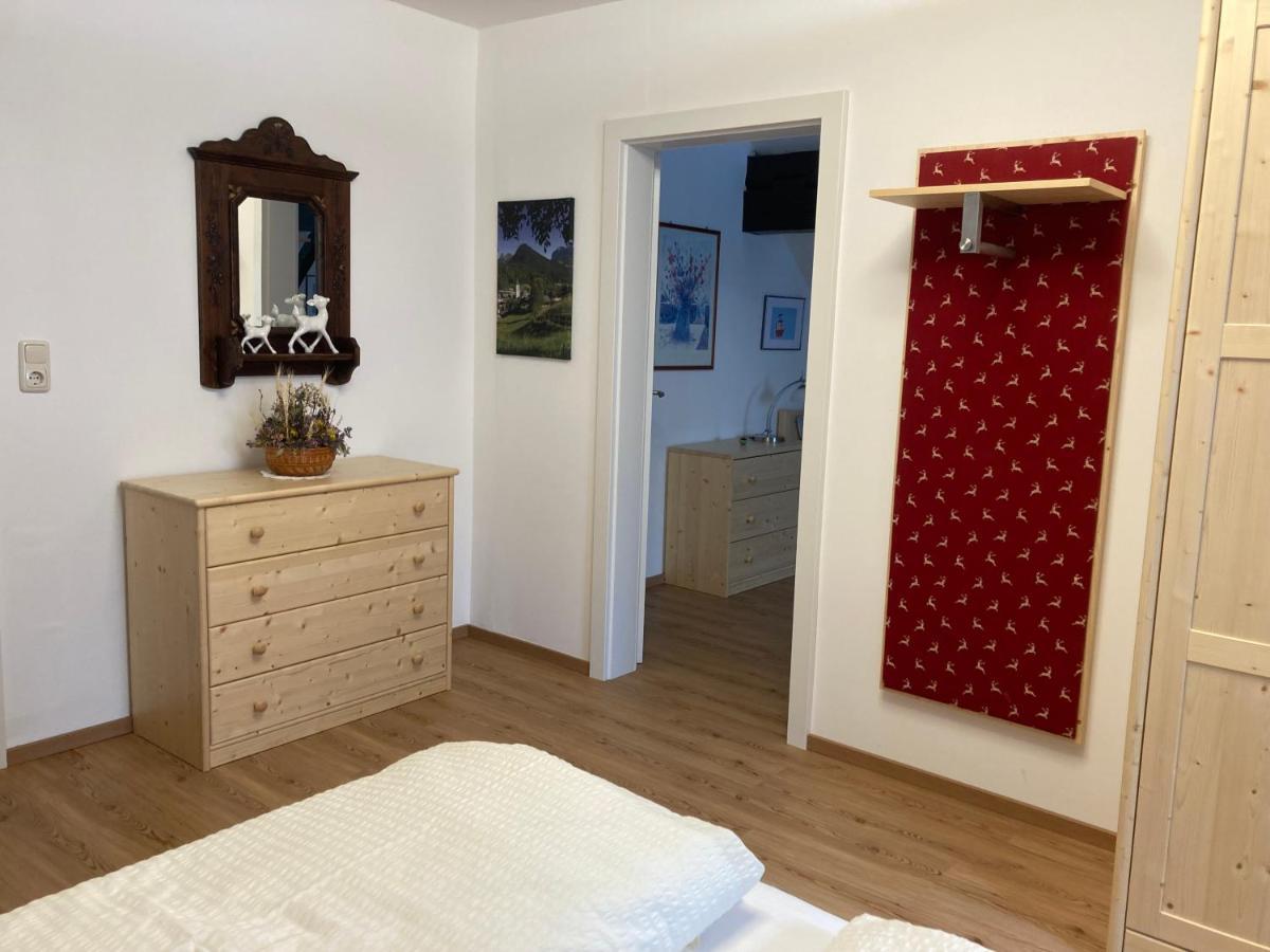 Altes Pfarrhaus Apartment Altaussee Bagian luar foto